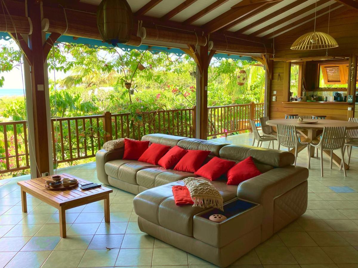 Villa Nature Caraïbe à Face à La 3 Ch *